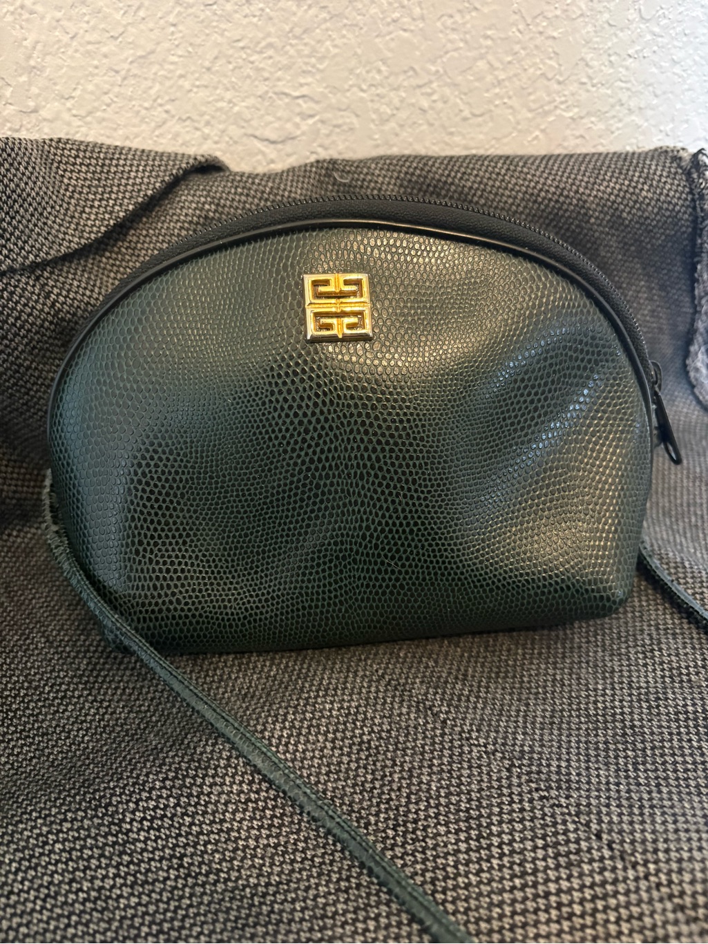 Givenchy Green Textured Crossbody Bag With Gold Logo
